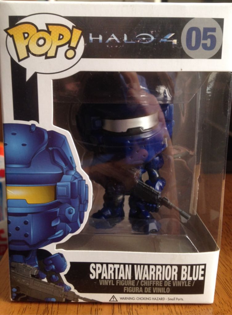 Spartan Warrior Red - Halo vinyl figure collectible [Barcode 830395029658] - Main Image 2