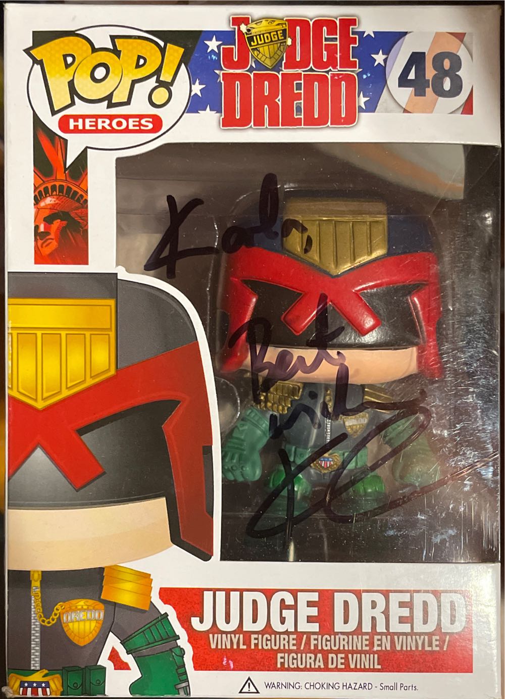 Judge Dredd - Judge Dredd vinyl figure collectible [Barcode 849803035310] - Main Image 3