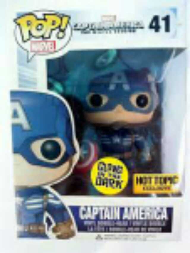 Captain America - Marvel Universe vinyl figure collectible [Barcode 849803037871] - Main Image 2