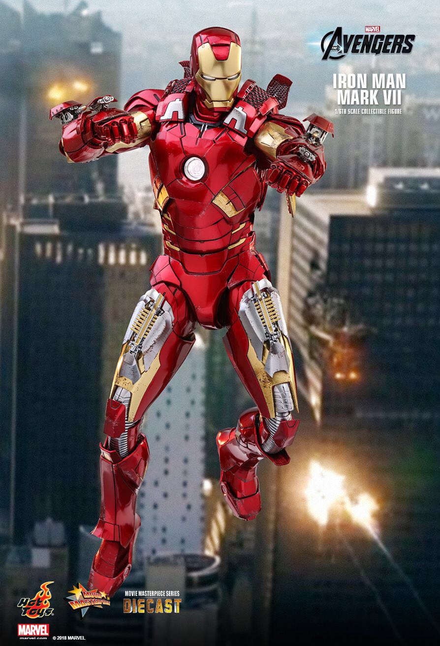 Iron Man - The Avengers vinyl figure collectible [Barcode 830395024981] - Main Image 3