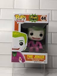 The Joker - Batman vinyl figure collectible [Barcode 830395031200] - Main Image 3