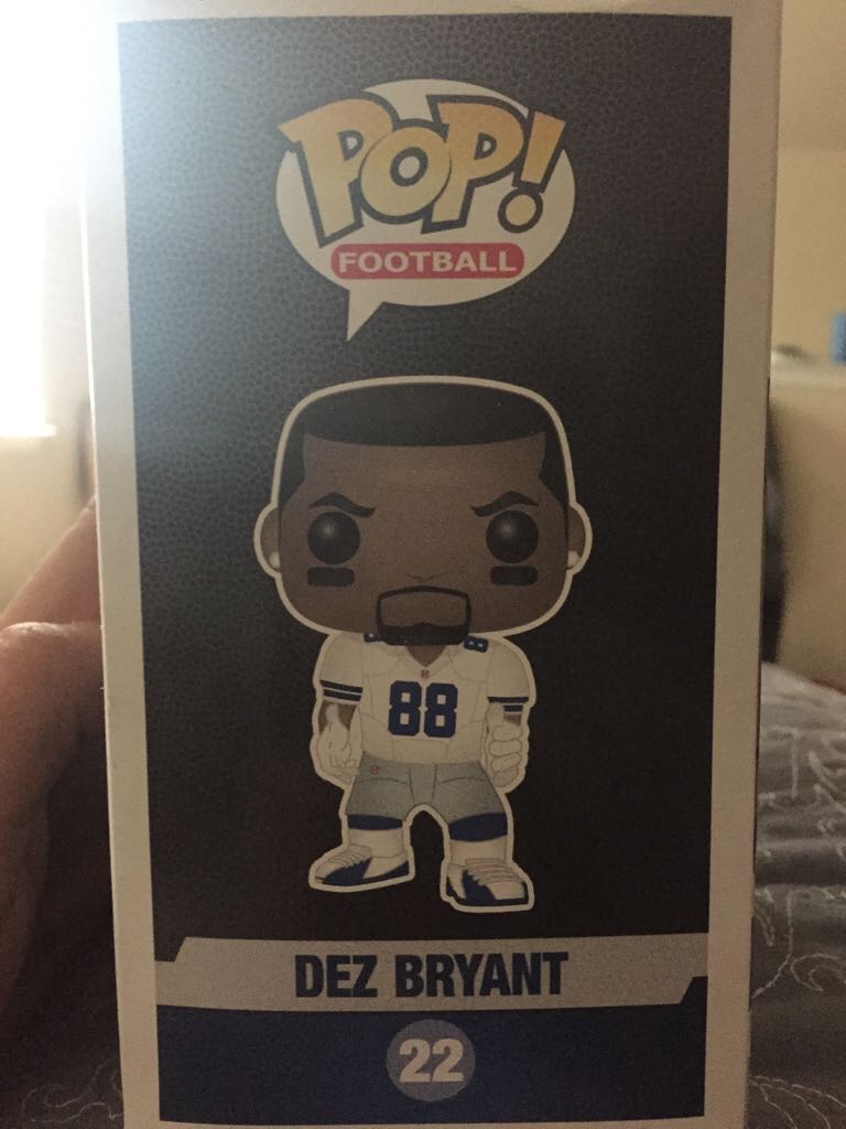 Dez Bryant  vinyl figure collectible [Barcode 849803045531] - Main Image 2