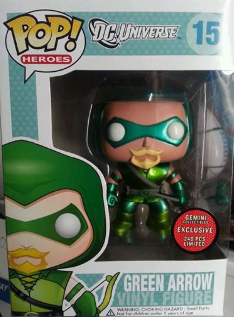 Green Arrow - DC Universe vinyl figure collectible [Barcode 830395023625] - Main Image 2