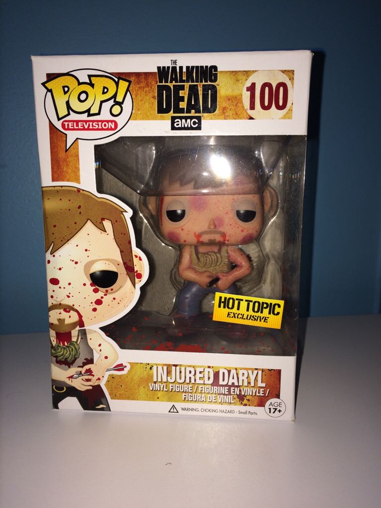 Injured Daryl (Bloody) - The Walking Dead vinyl figure collectible [Barcode 849803040208] - Main Image 2