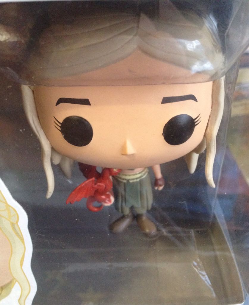 Daenerys Targaryen (Red Error) - Game of Thrones vinyl figure collectible - Main Image 2