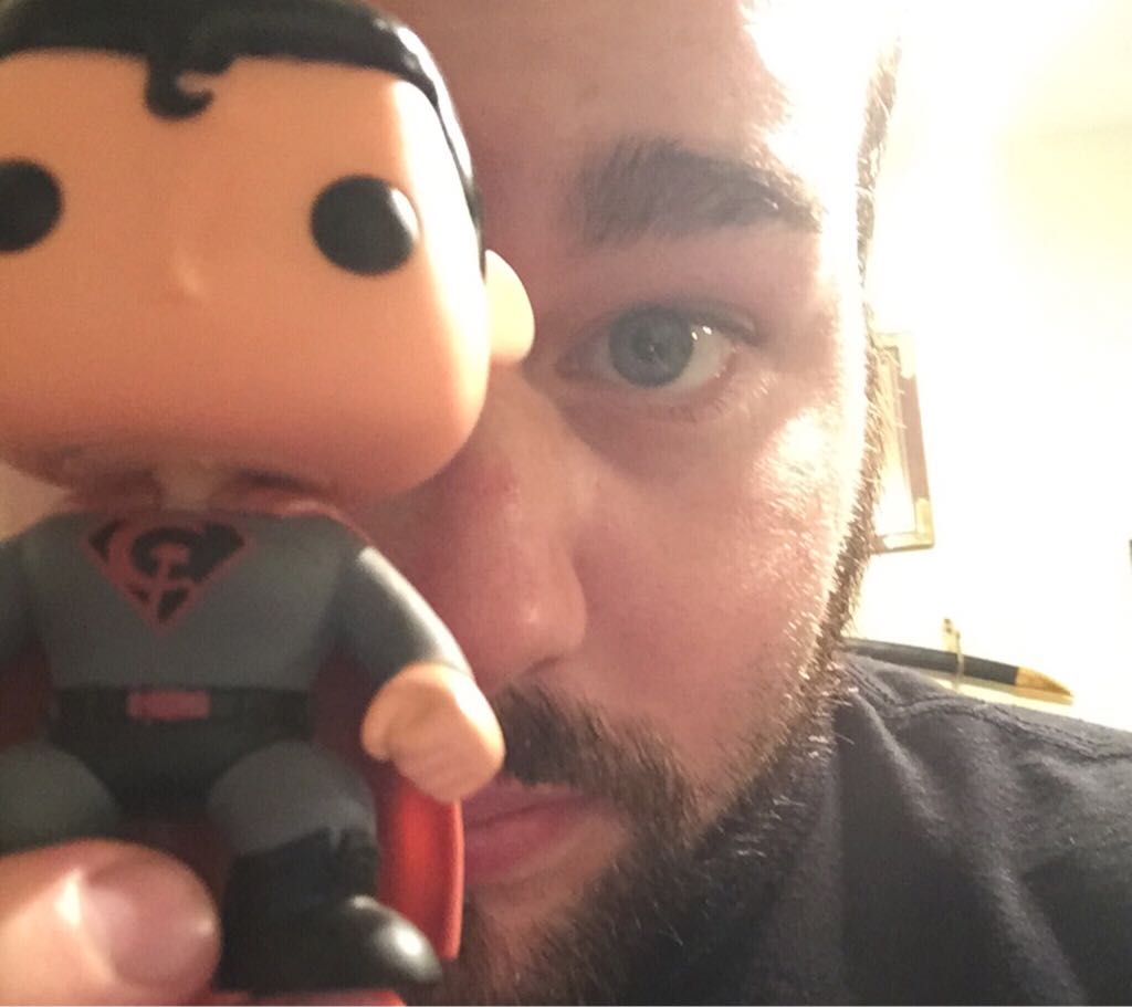 Red Son Superman - DC Universe vinyl figure collectible - Main Image 2