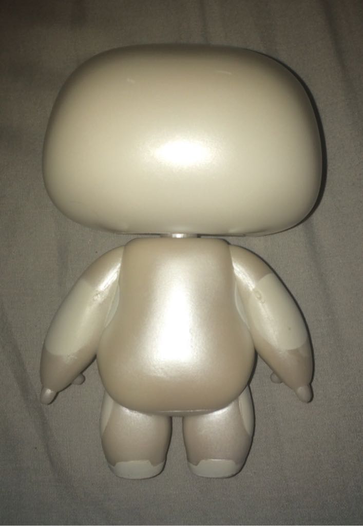 Big Hero 6: Baymax In Suit - Big Hero 6 vinyl figure collectible - Main Image 2