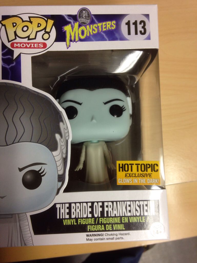 The Bride of Frankenstein - Universal Monsters vinyl figure collectible - Main Image 2