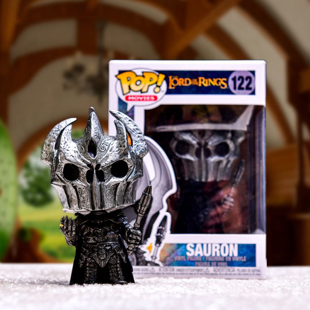 Sauron - The Lord of the Rings vinyl figure collectible [Barcode 849803045807] - Main Image 4