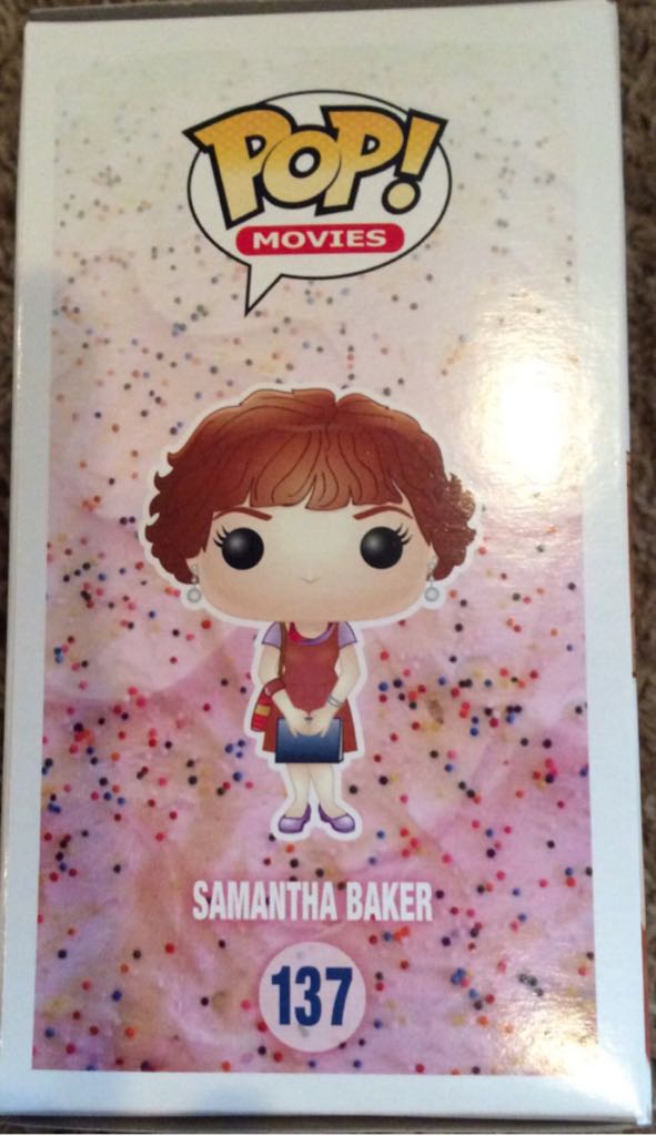 Samantha Baker - Sixteen Candles vinyl figure collectible [Barcode 849803048235] - Main Image 2