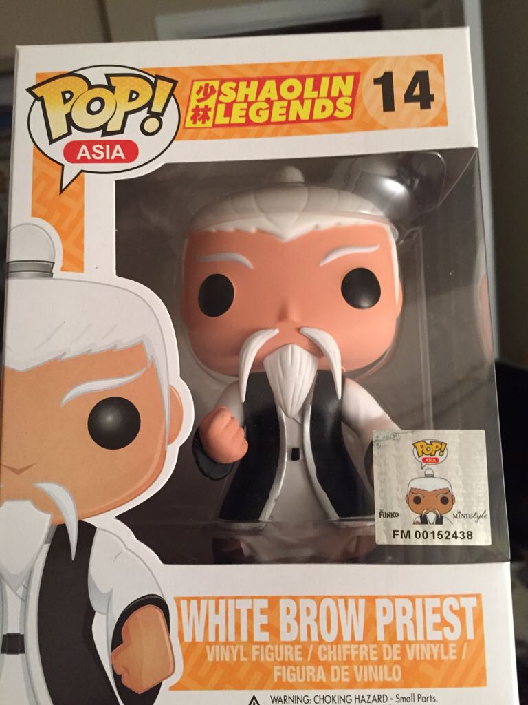 White Brow Priest - Shaolin Legends vinyl figure collectible - Main Image 2
