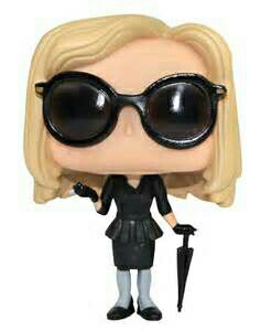 Fiona Goode - American Horror Story vinyl figure collectible [Barcode 849803042752] - Main Image 2