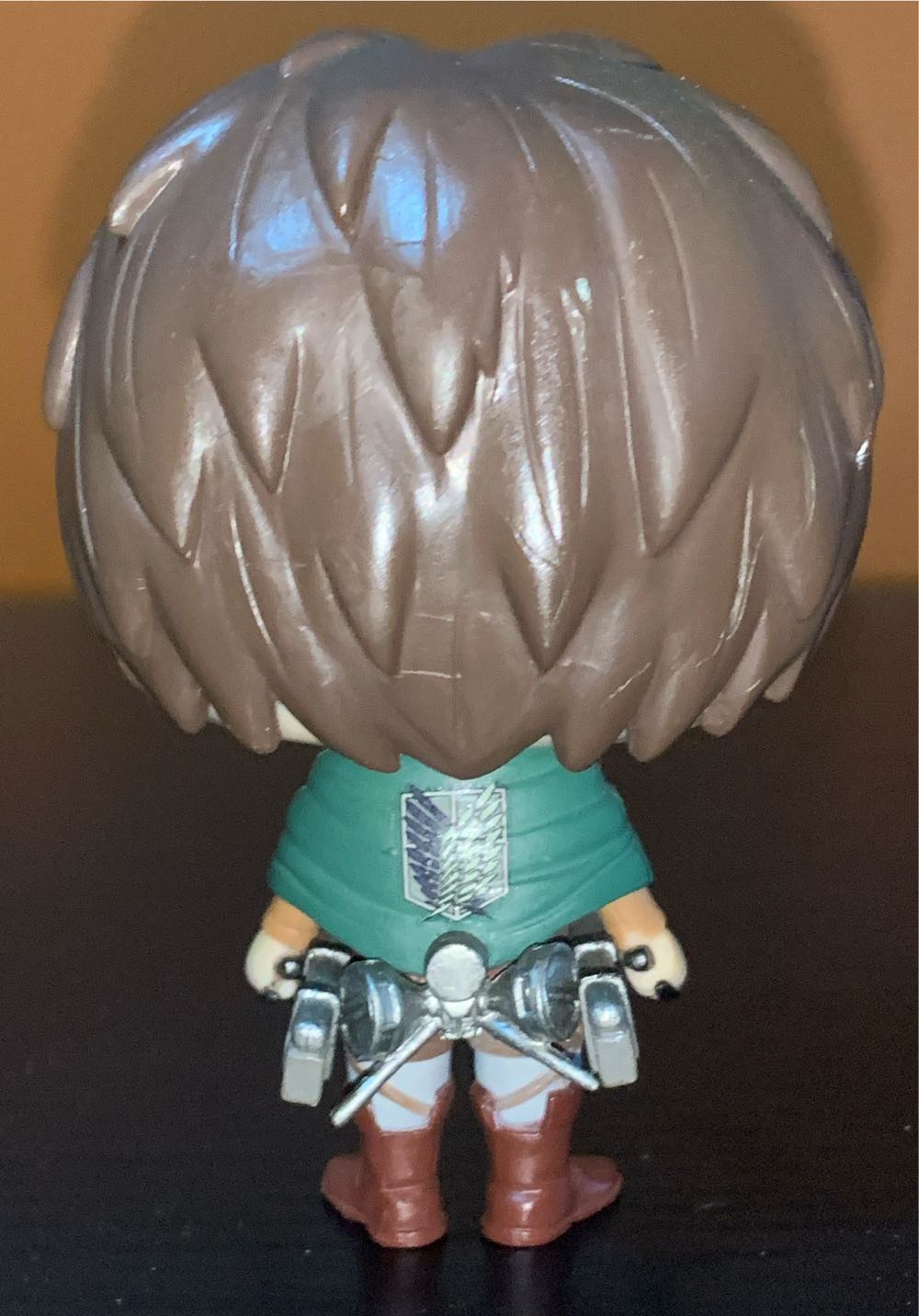#20: Eren Jaeger - Attack on Titan vinyl figure collectible [Barcode 249207043629] - Main Image 3