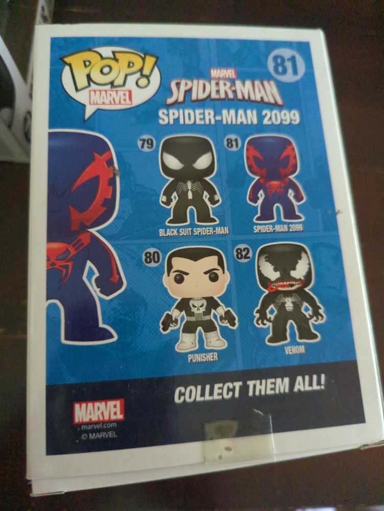 Spider-Man 2099 - Spider-Man vinyl figure collectible [Barcode 849803051143] - Main Image 3