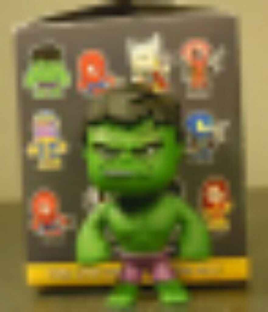 Marvel Mystery Minis Hulk - Marvel Universe vinyl figure collectible - Main Image 2