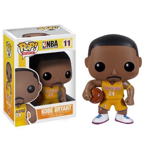 Kobe Bryant (Gold #24) - NBA vinyl figure collectible [Barcode 830395032405] - Main Image 2