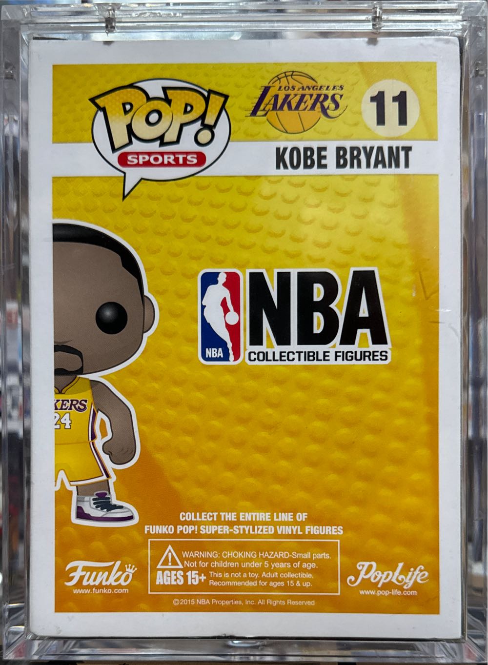 Kobe Bryant (Gold #24) - NBA vinyl figure collectible [Barcode 830395032405] - Main Image 3