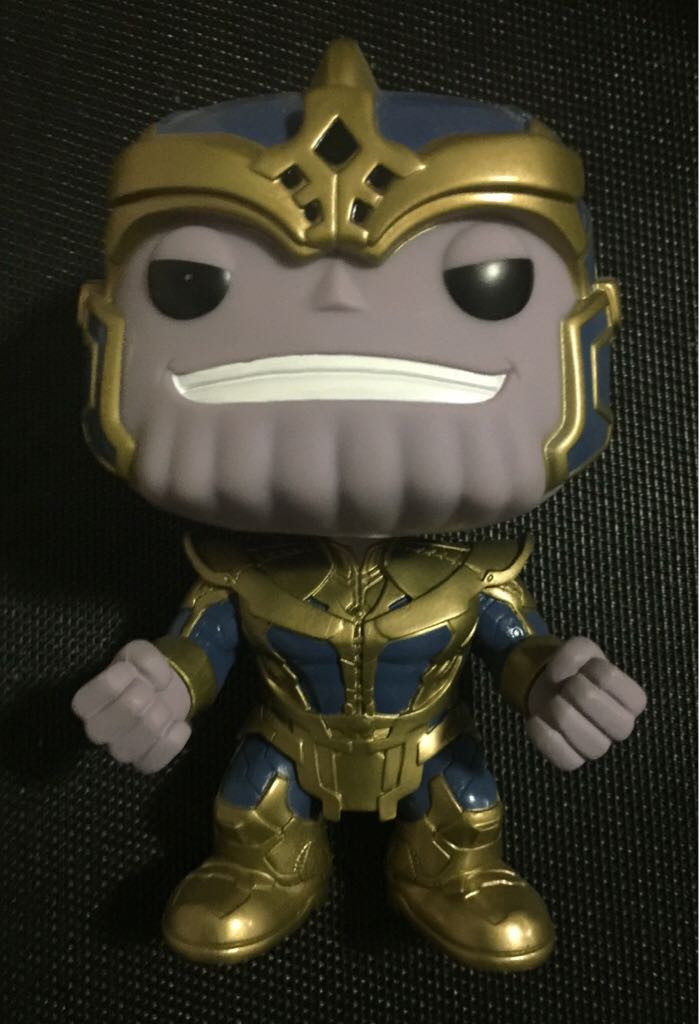 Thanos  vinyl figure collectible - Main Image 2
