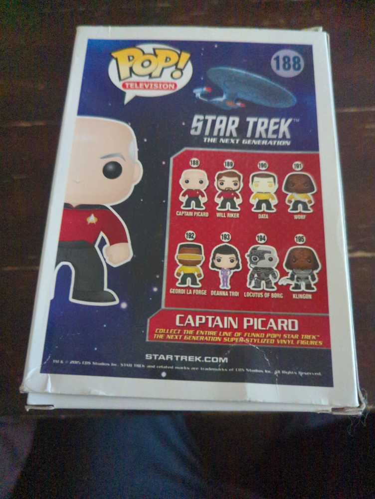 Captain Picard $45 - Star Trek vinyl figure collectible [Barcode 849803049003] - Main Image 3