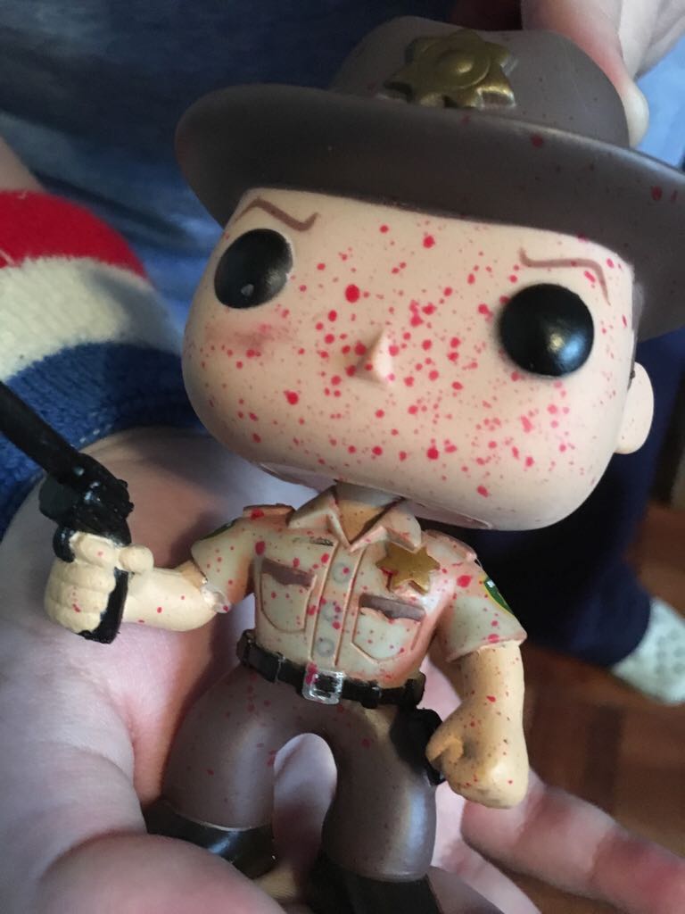 bloody rick grimes - The Walking Dead vinyl figure collectible - Main Image 2