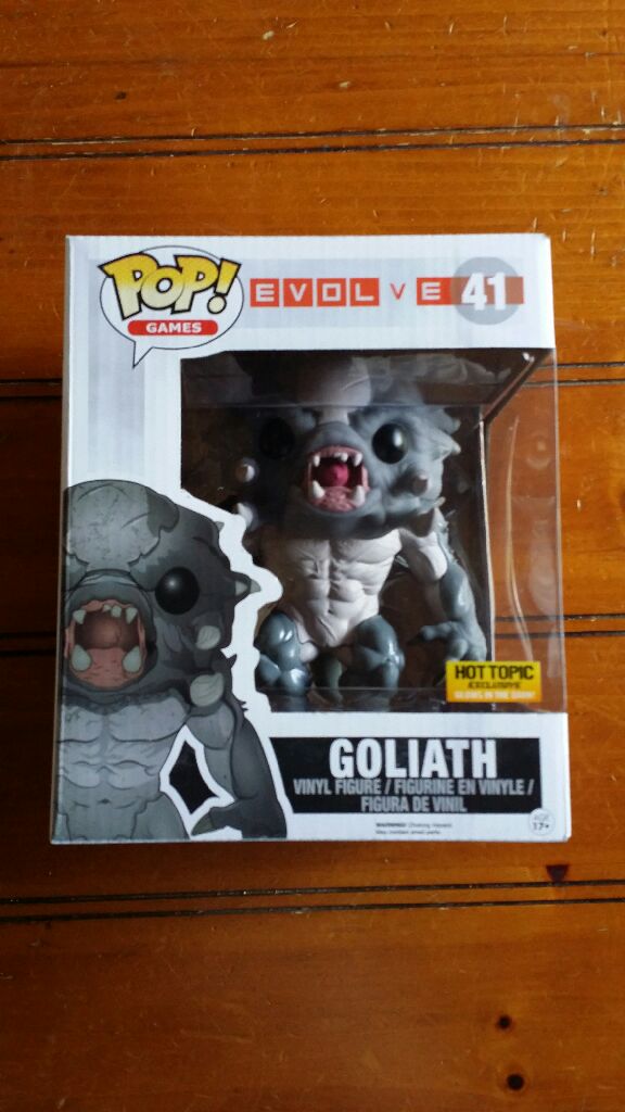 Goliath - Evolve vinyl figure collectible - Main Image 2