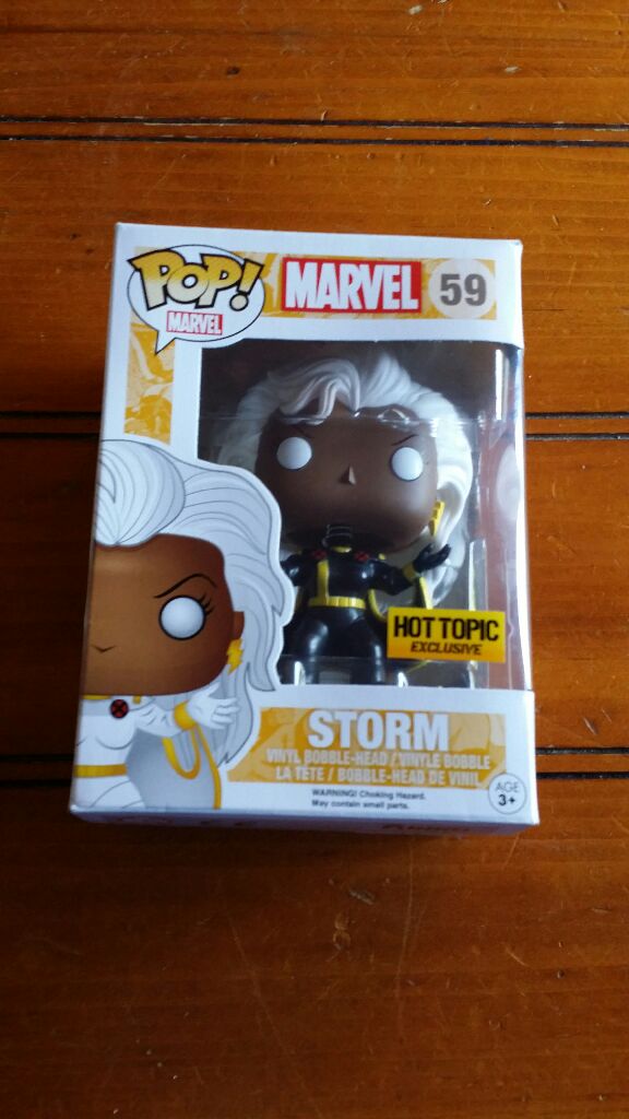 Storm - Marvel Universe vinyl figure collectible - Main Image 2