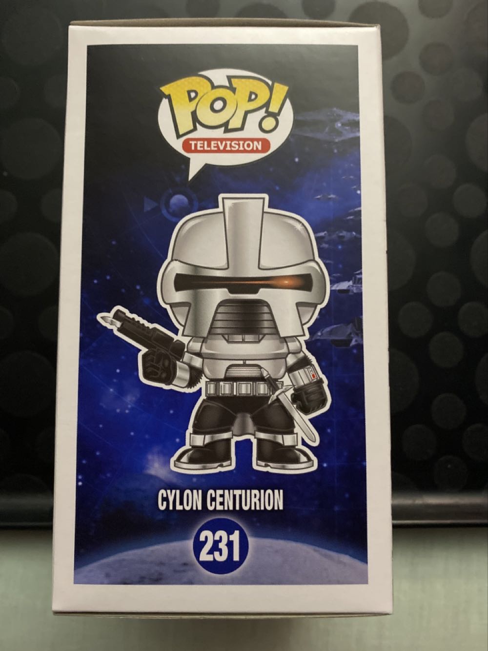 Cylon Centurion - Battlestar Galactica vinyl figure collectible [Barcode 849803051228] - Main Image 3