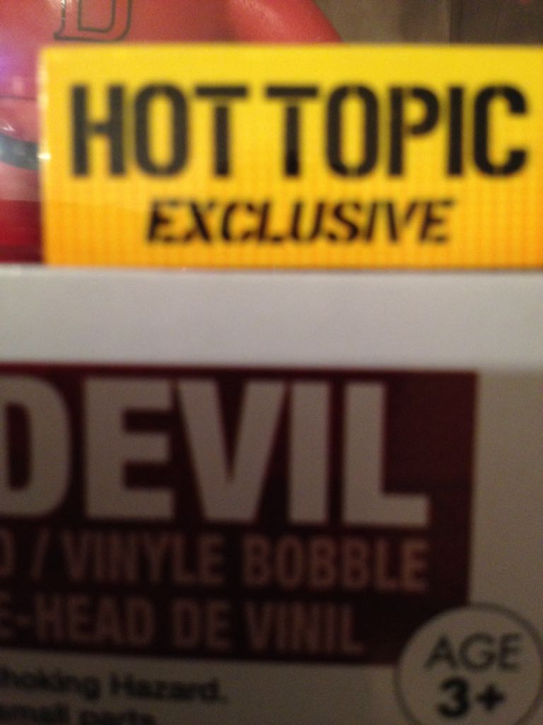 Daredevil Red Suit - Marvel Universe vinyl figure collectible [Barcode 849803053925] - Main Image 2