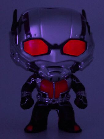 Ant Man - Marvel Universe vinyl figure collectible [Barcode 849803049638] - Main Image 2