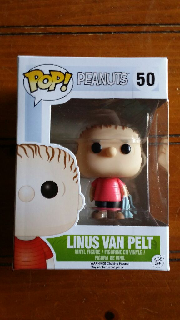 Peanuts: Linus Van Pelt #50 - Peanuts vinyl figure collectible - Main Image 2