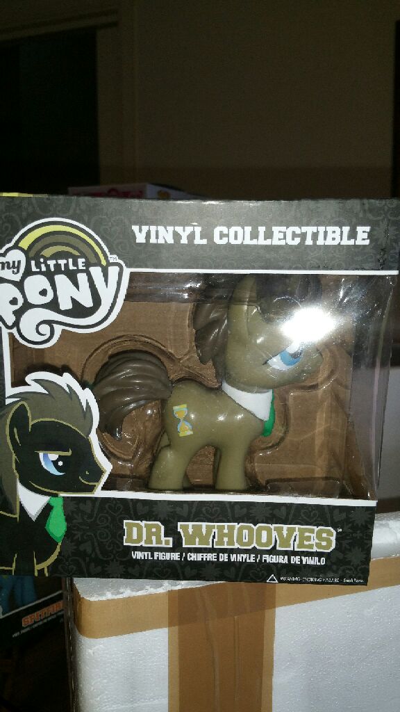 Dr. Whooves - My Little Pony vinyl figure collectible [Barcode 830395031088] - Main Image 2