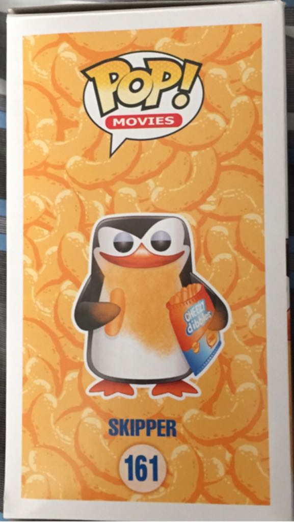 Skipper - Penguins of Madagascar vinyl figure collectible [Barcode 849803056292] - Main Image 2