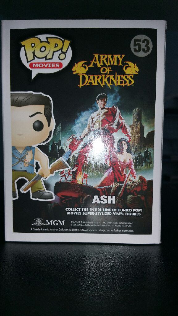 Ash - Evil Dead vinyl figure collectible - Main Image 2