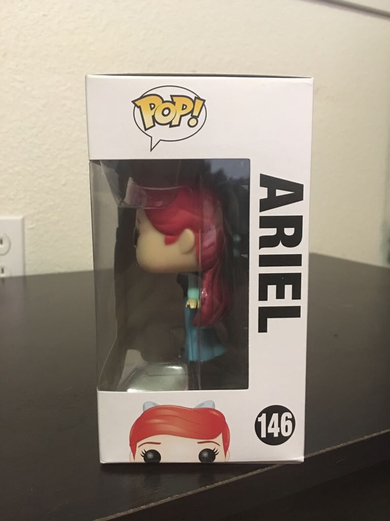 Ariel - Disney vinyl figure collectible - Main Image 2