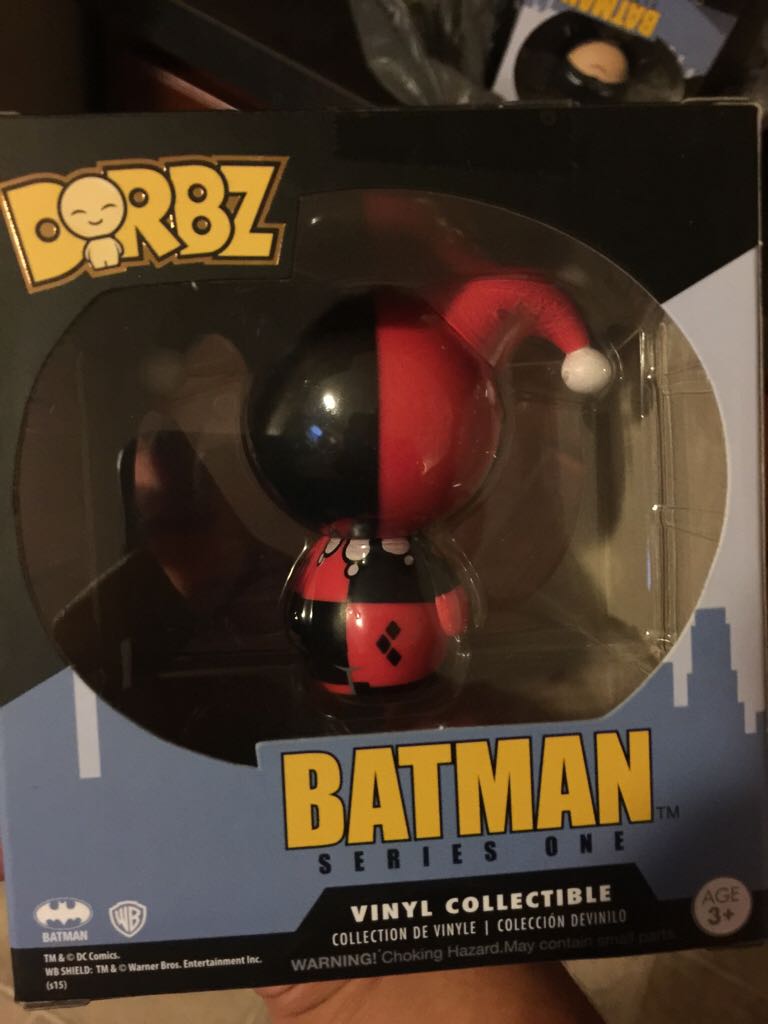 Harley Quinn - Batman vinyl figure collectible [Barcode 849803059682] - Main Image 2