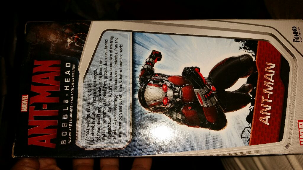 antman - Marvel Universe vinyl figure collectible [Barcode 849803049645] - Main Image 2