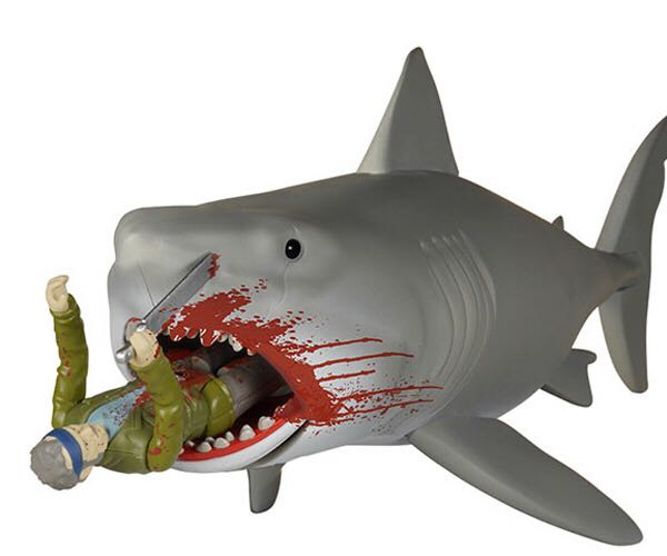SDCC JAWS and Quint - Jaws vinyl figure collectible [Barcode 849803057497] - Main Image 2