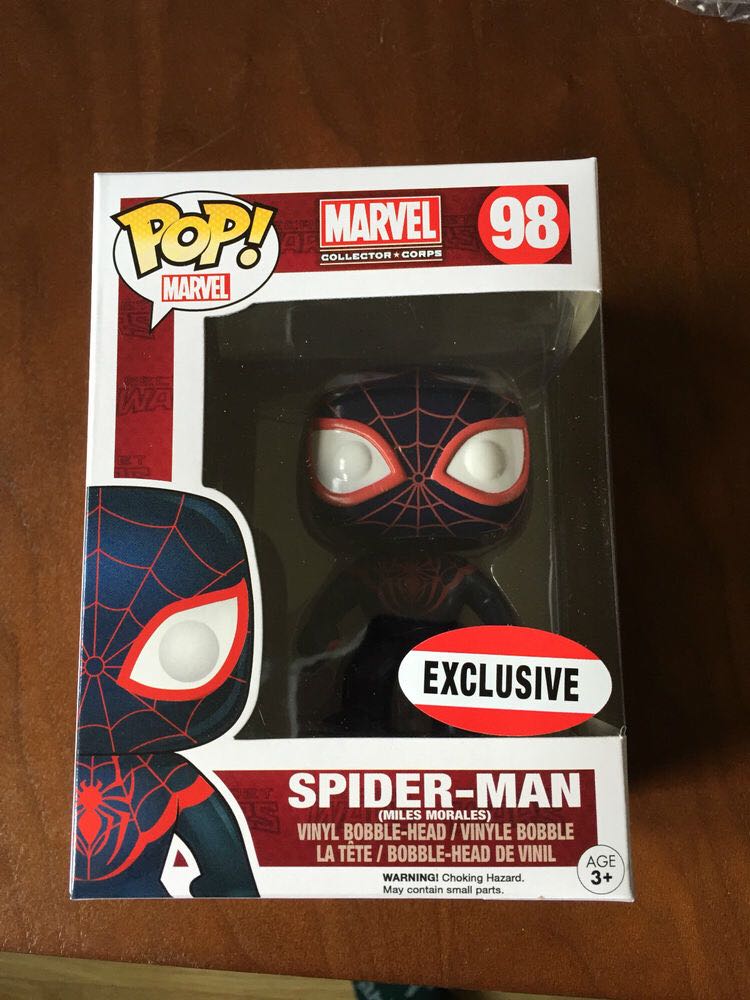 Spider-Man - Marvel Universe vinyl figure collectible - Main Image 2