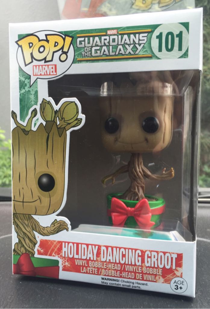 Holiday Dancing Groot - Guardians of the Galaxy vinyl figure collectible [Barcode 849803061968] - Main Image 2