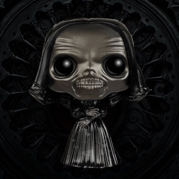 Mother Ghost - Crimson Peak vinyl figure collectible [Barcode 849803061548] - Main Image 2