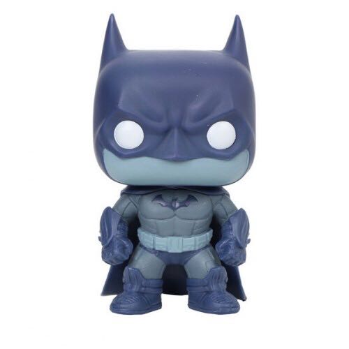 #8 Batman - Arkham (Detective Mode) - DC Universe vinyl figure collectible - Main Image 2