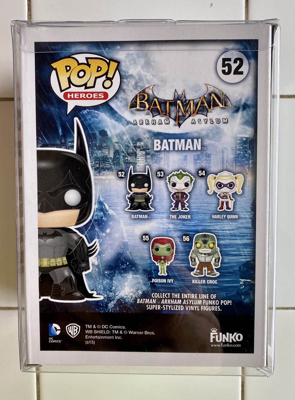 Batman (Detective mode) - Batman: Arkham Asylum vinyl figure collectible [Barcode 849803066109] - Main Image 3
