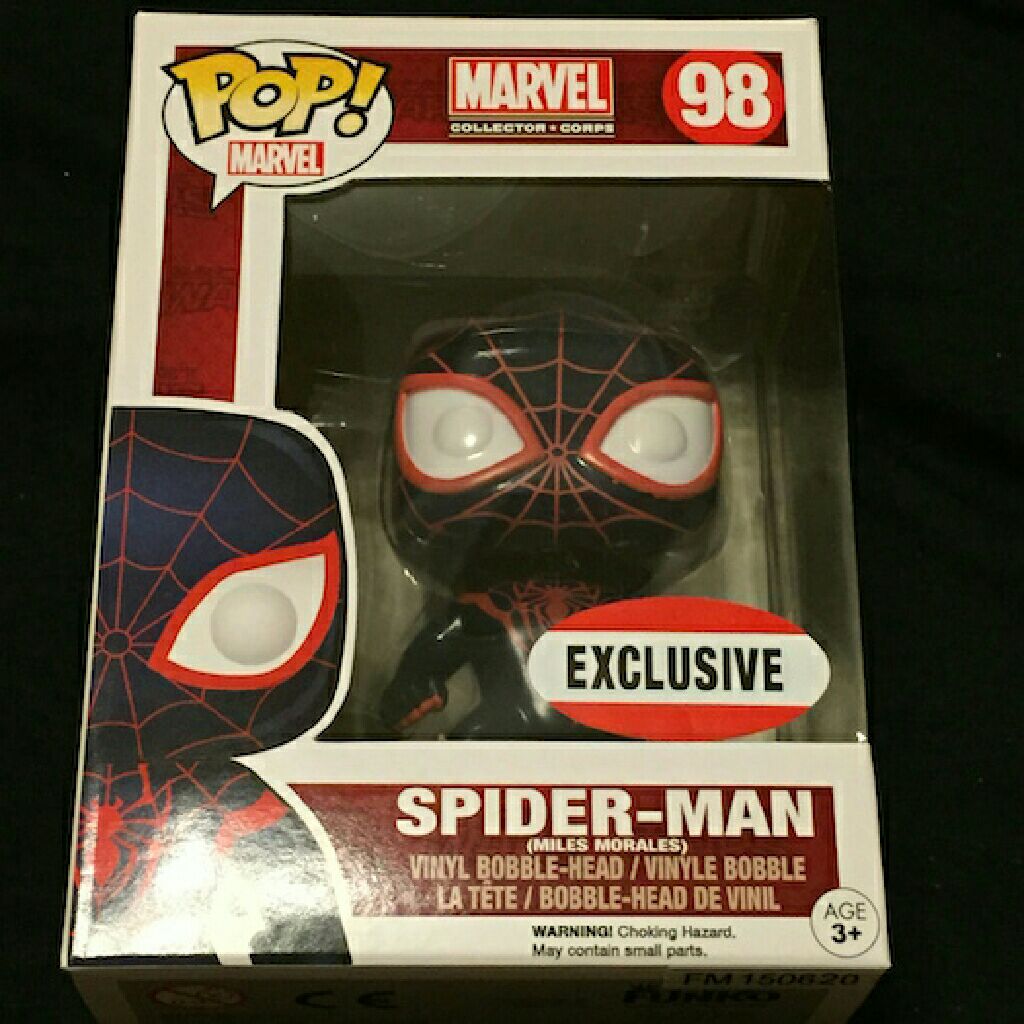 Marvel Collector Corps Spider-man - Spider-Man vinyl figure collectible - Main Image 2