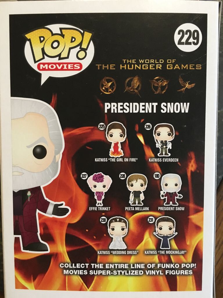 President Snow - The Hunger Games vinyl figure collectible [Barcode 849803061883] - Main Image 2