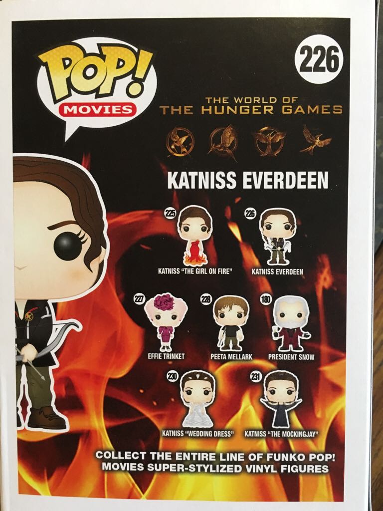 Katniss Everdeen - The Hunger Games vinyl figure collectible - Main Image 2