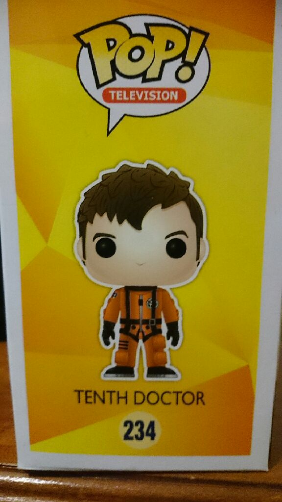 10th Doctor with Spacesuit - Doctor Who vinyl figure collectible [Barcode 849803056711] - Main Image 2