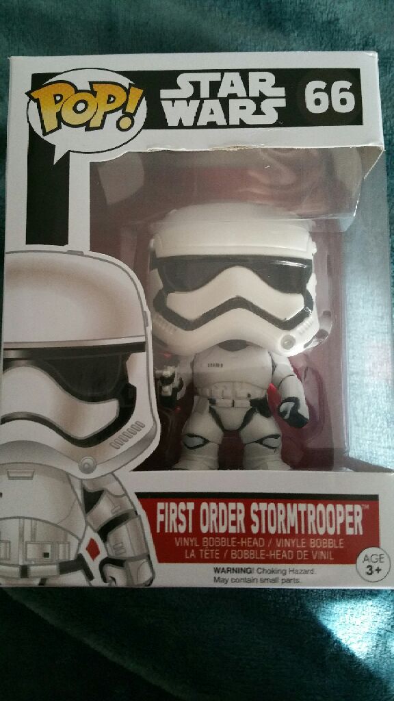 First Order Stormtrooper  vinyl figure collectible [Barcode 849803062668] - Main Image 2