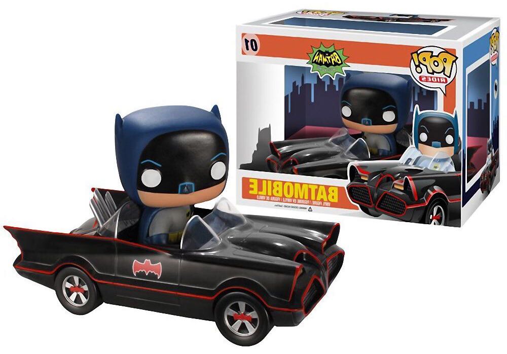 Batman CTS: Batmobile & Batman - Batman vinyl figure collectible - Main Image 2