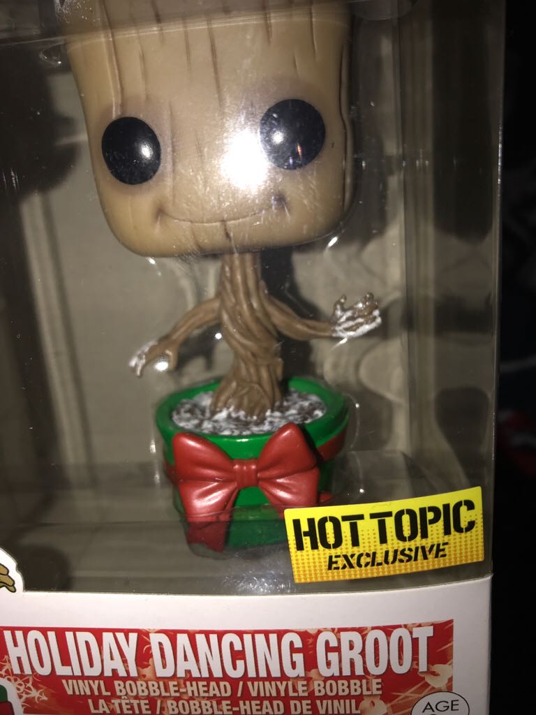 Marvel #101 Dancing Groot ”Holiday” - Guardians of the Galaxy vinyl figure collectible - Main Image 2