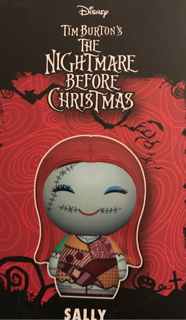 Sally - The Nightmare Before Christmas vinyl figure collectible [Barcode 849803063399] - Main Image 2